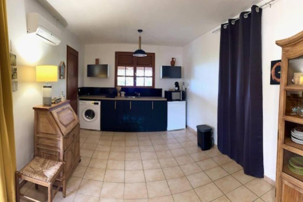 Ti Sucrier Jaune - Douceur Caraibe Vue Mer Le Carbet Eksteriør billede